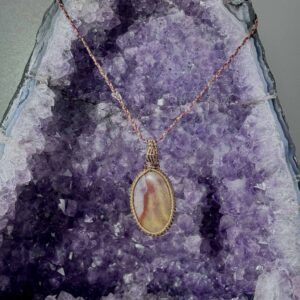 Crystal bracelet bloodstone heliotrope green grounding